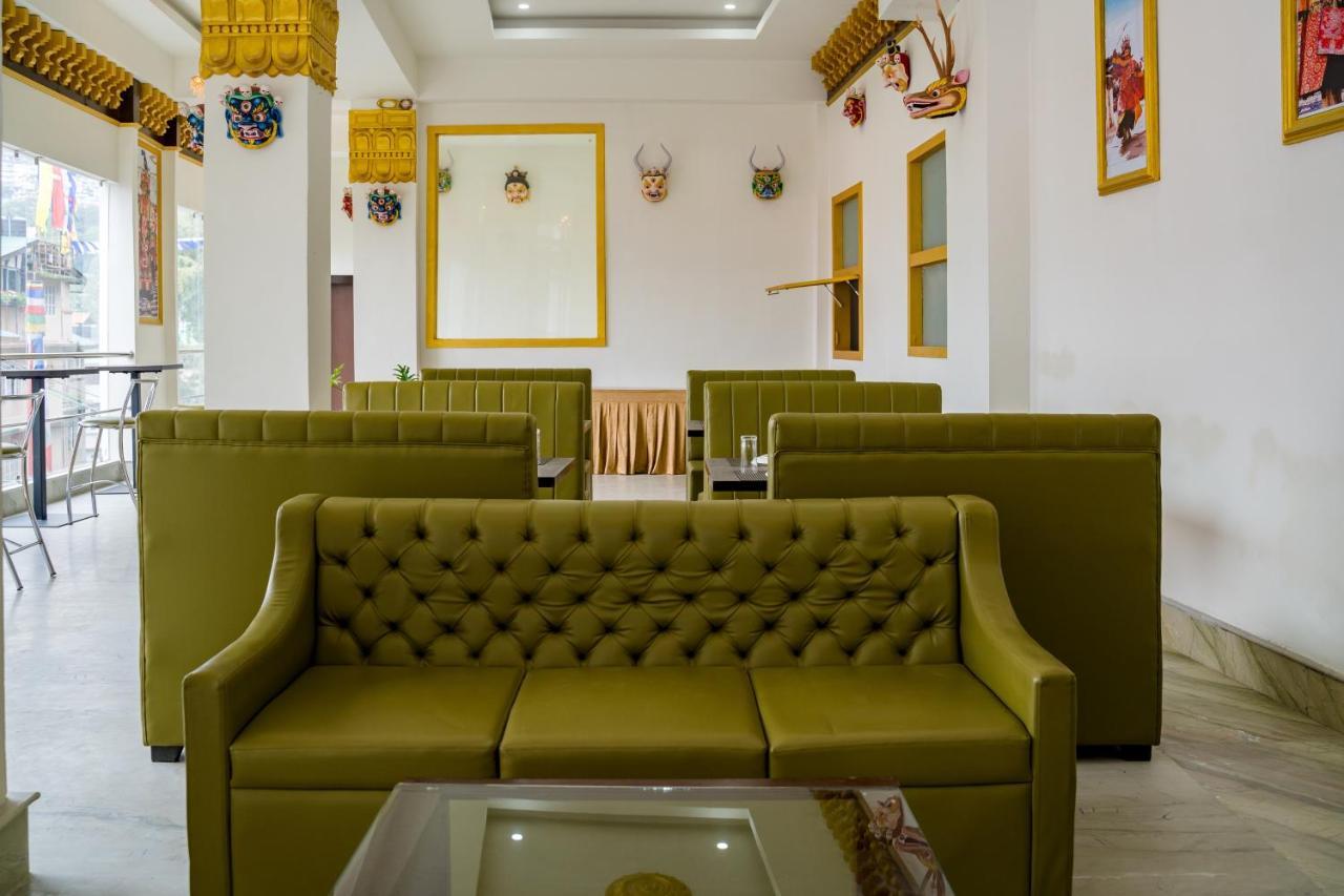 Royal Tara Hotel กังต็อก ภายนอก รูปภาพ